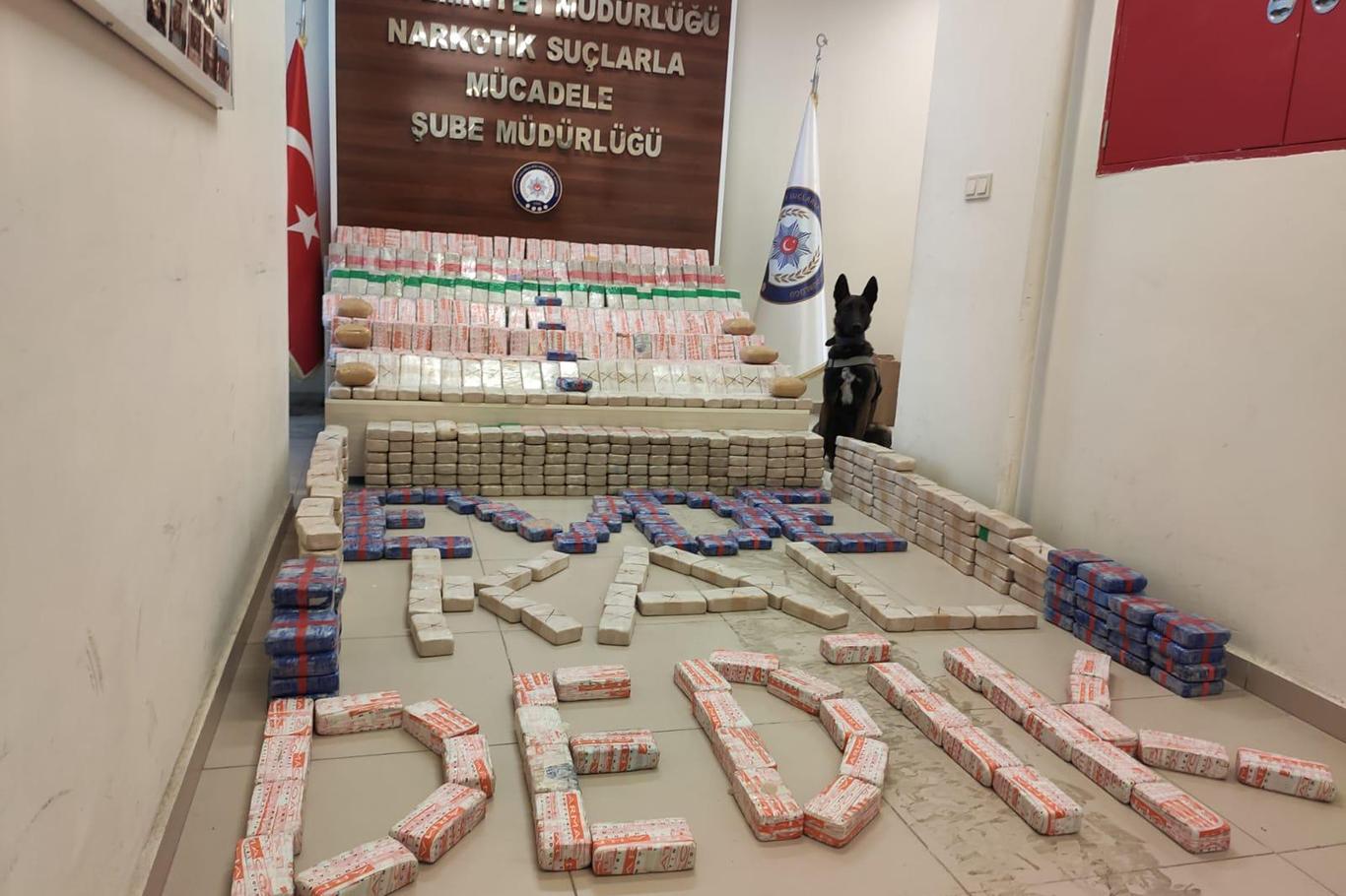 Et entegre tesisinde 355 kilogram eroin ele geçirildi